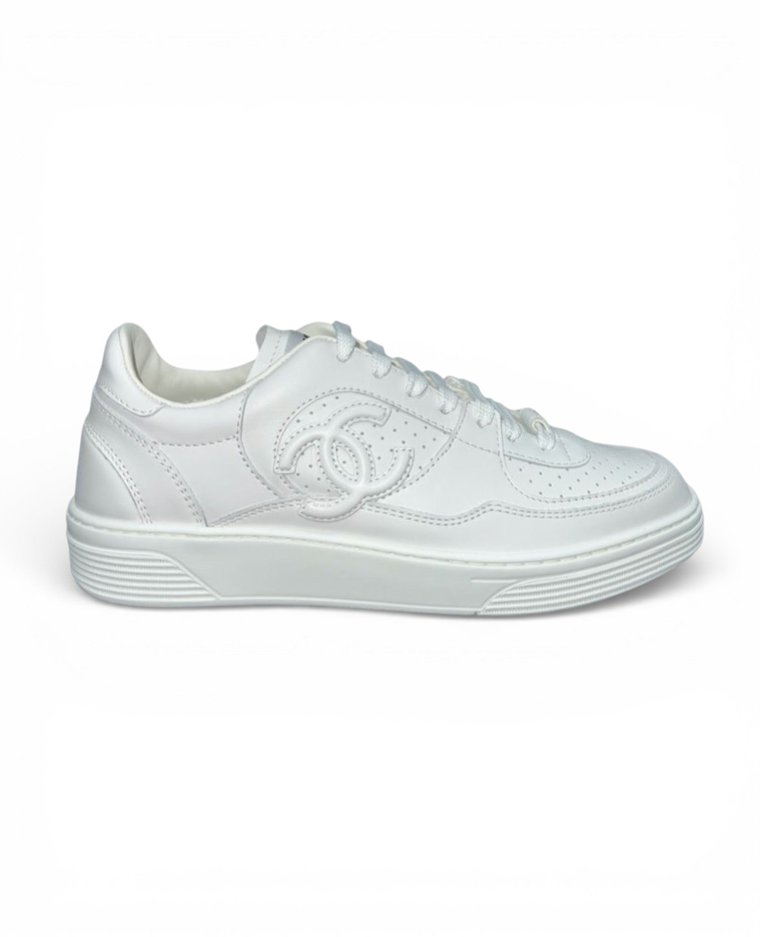 سنيكر شانيل كوليكشن 23A أبيض