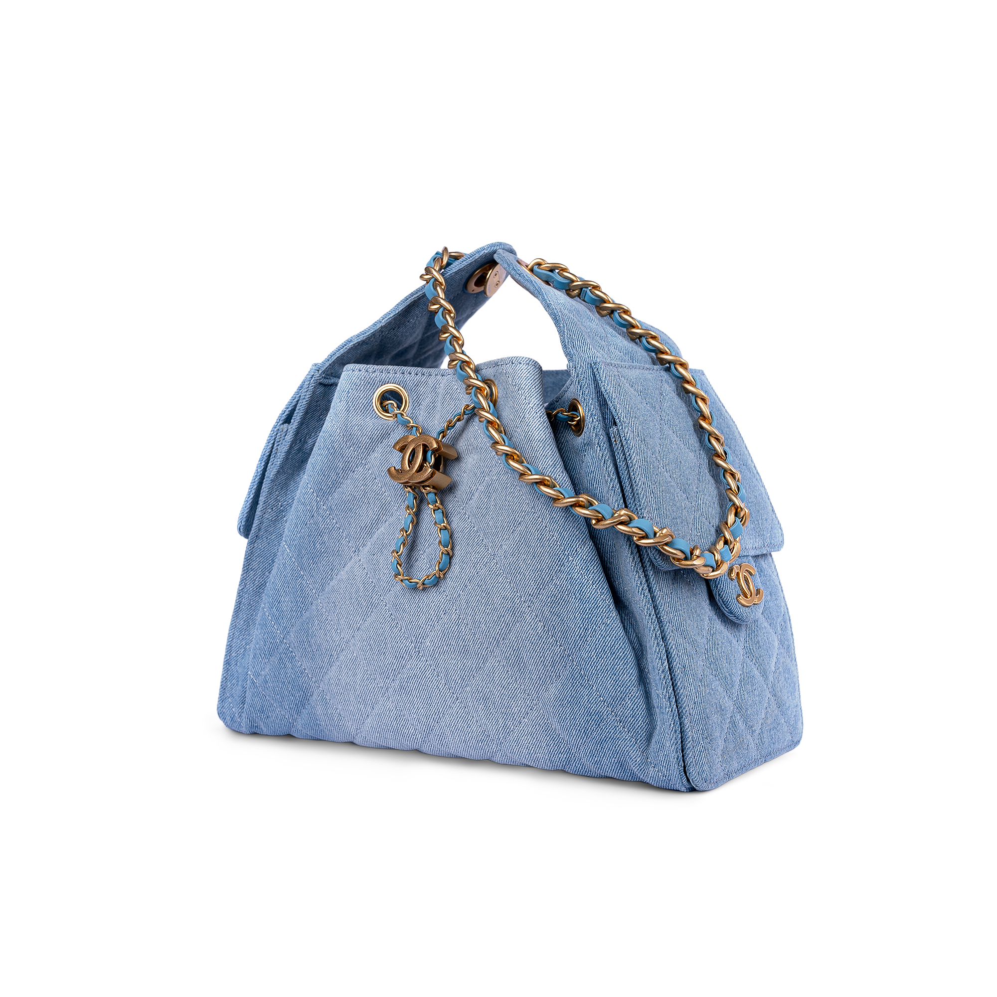 حقيبة شانيل 25 سمول جينز أزرق بإطارات ذهبية