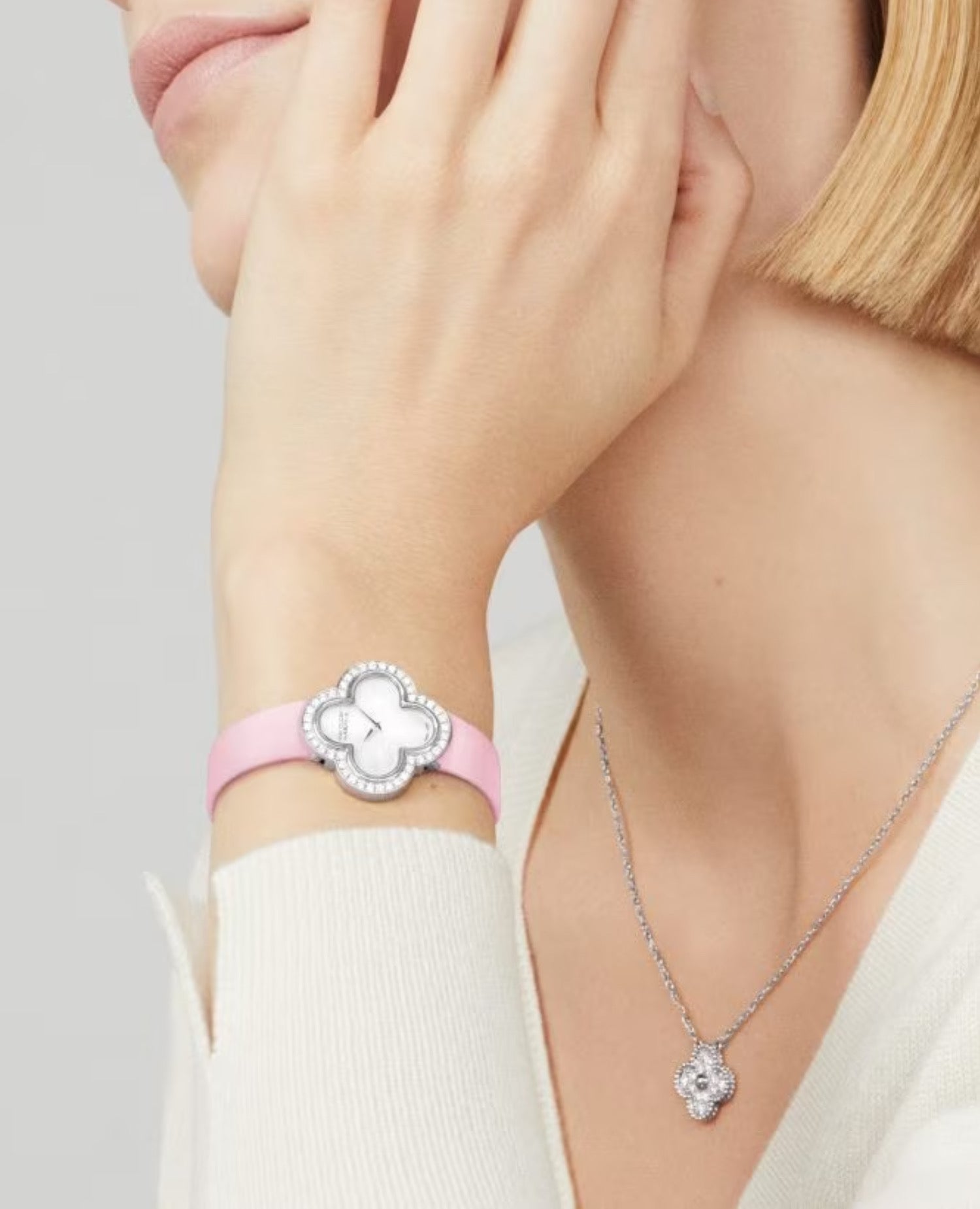 VCF Vintage Alhambra earrings, white gold, Diamond